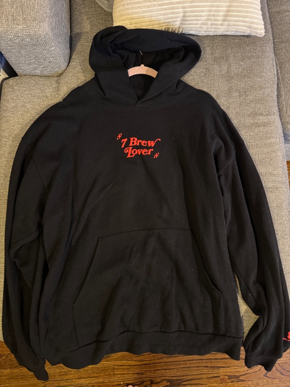 Men's Black Pullover Hoodie - Cozy Casual Sweatshirt